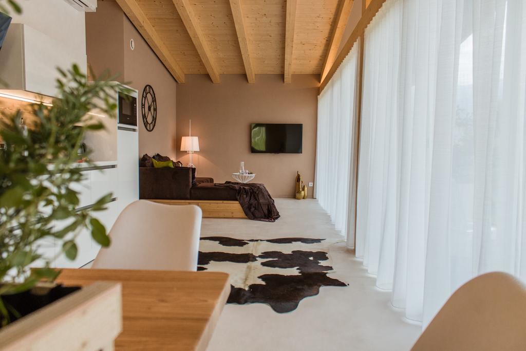 Moar Lodge Postal / Burgstall Extérieur photo