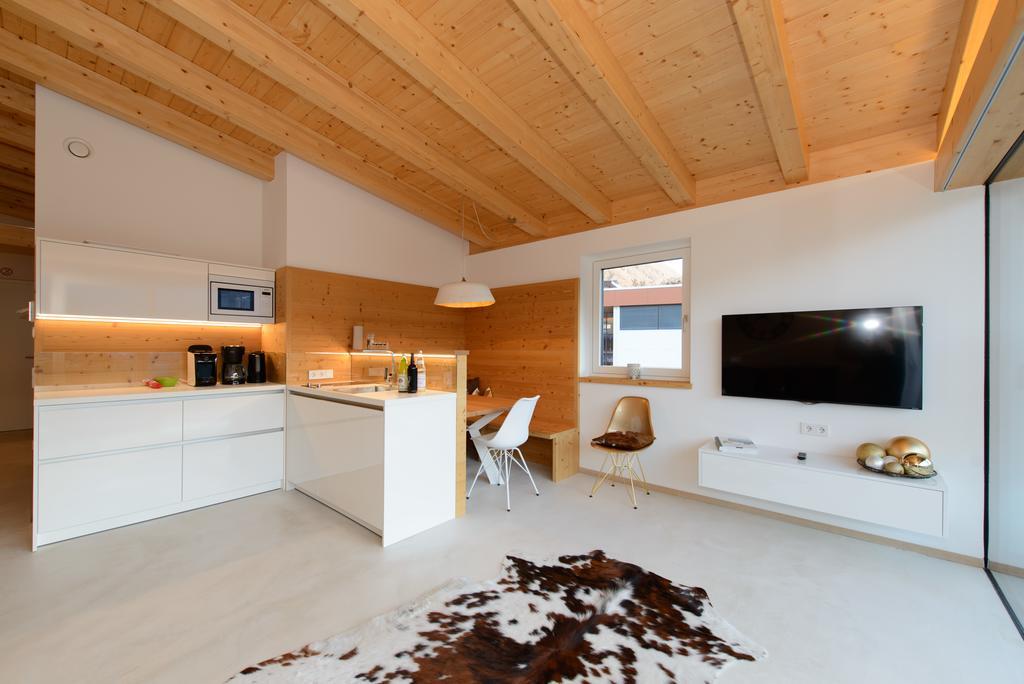 Moar Lodge Postal / Burgstall Extérieur photo